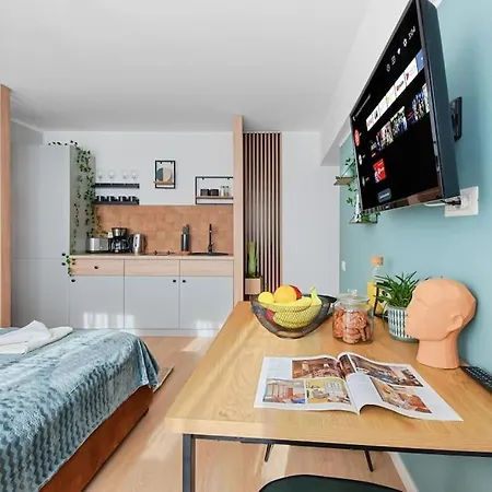 Appartement Mysa Modern * Near Cismigiu Park * Netflix Boekarest